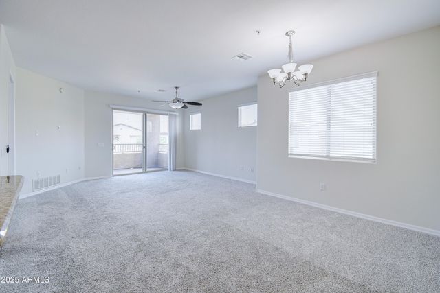 250 W QUEEN CREEK Road 249, Chandler, AZ 85248