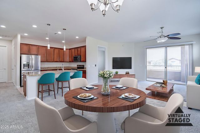 250 W QUEEN CREEK Road 249, Chandler, AZ 85248