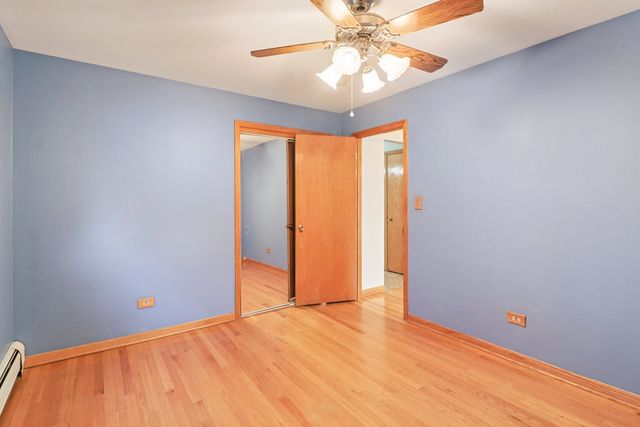 5111 W Waveland Avenue, Chicago, IL 60641