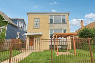 5111 W Waveland Avenue, Chicago, IL 60641