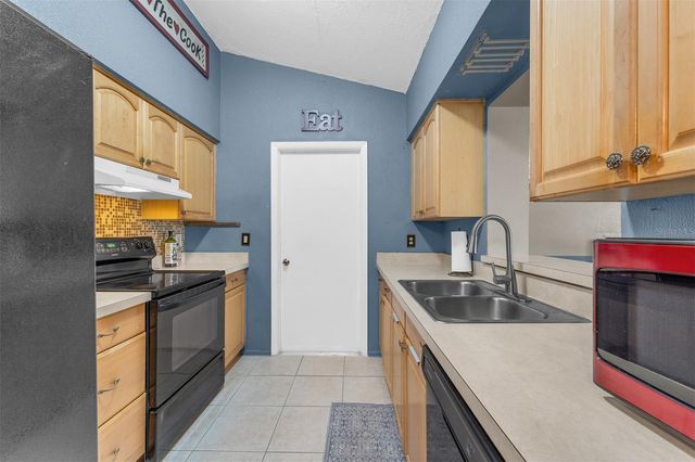 8509 LYONIA DRIVE, Orlando, FL 32829