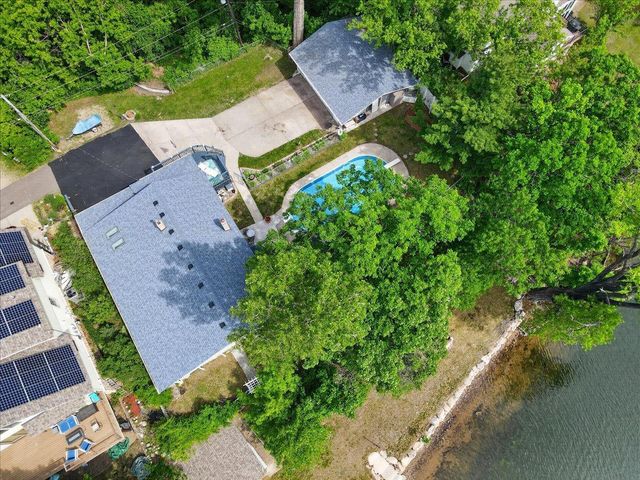 79 Long Lake Road, Mahtomedi, MN 55115