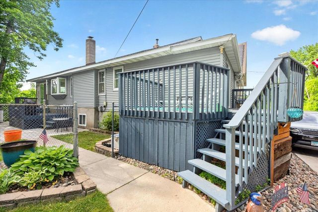 79 Long Lake Road, Mahtomedi, MN 55115