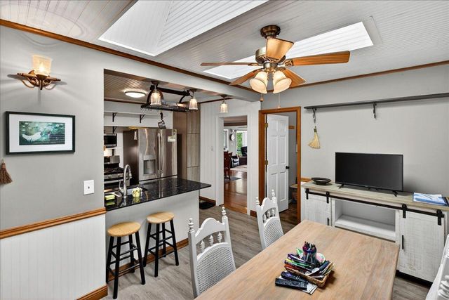79 Long Lake Road, Mahtomedi, MN 55115