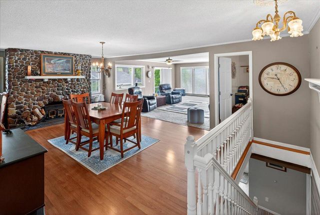 79 Long Lake Road, Mahtomedi, MN 55115