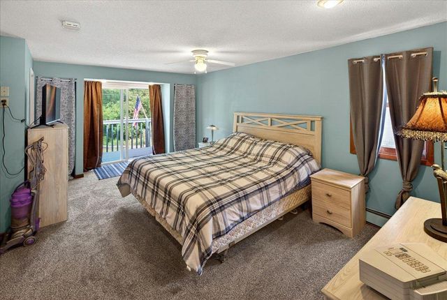 79 Long Lake Road, Mahtomedi, MN 55115