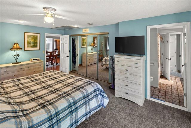 79 Long Lake Road, Mahtomedi, MN 55115