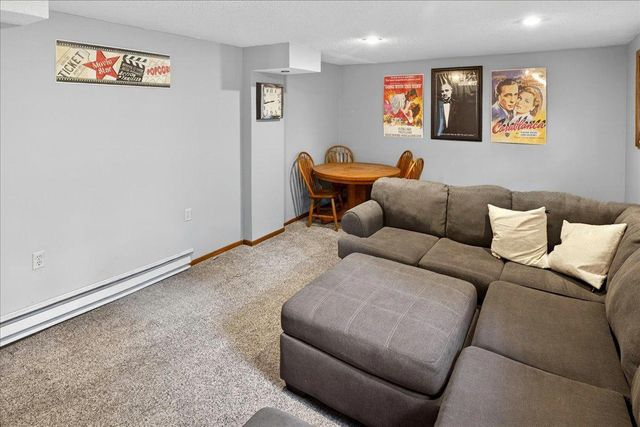 79 Long Lake Road, Mahtomedi, MN 55115