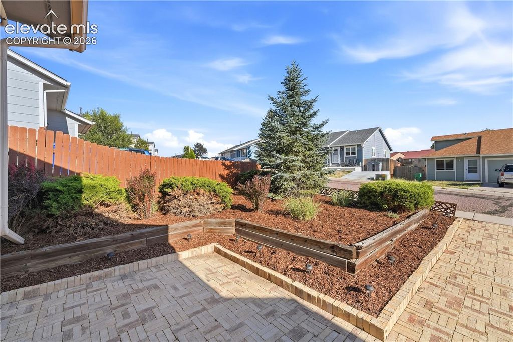 5248 Solar Ridge Drive, Colorado Springs, CO 80917 — photo 2
