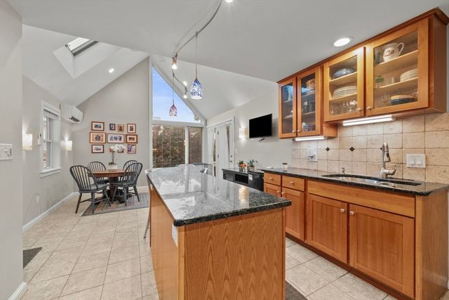 12 Chester St, Arlington, MA 02476