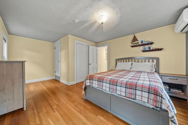 12 Chester St, Arlington, MA 02476