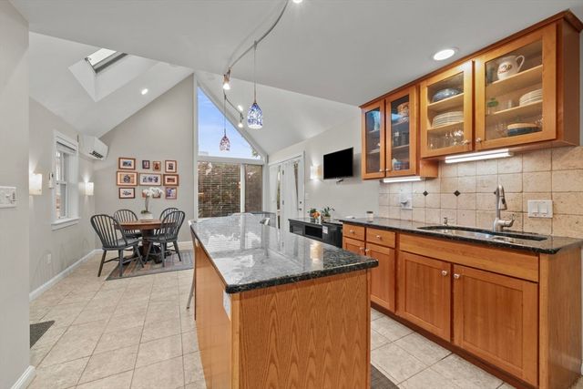 12 Chester St, Arlington, MA 02476