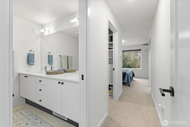 2030 15th Avenue S, Seattle, WA 98144