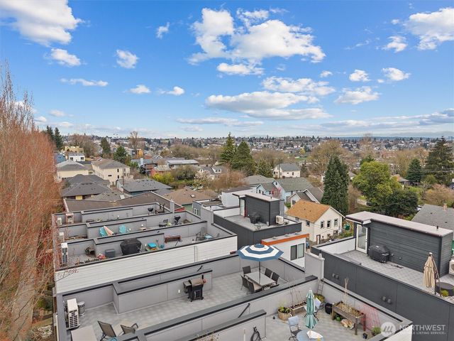 2030 15th Avenue S, Seattle, WA 98144