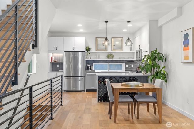 2030 15th Avenue S, Seattle, WA 98144