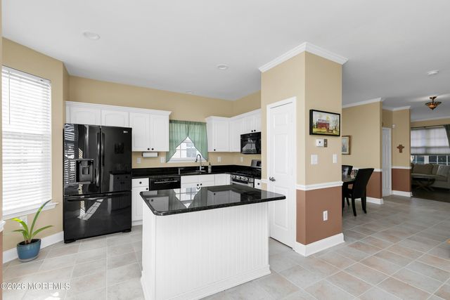 9 Bismark Street, Tinton Falls, NJ 07712