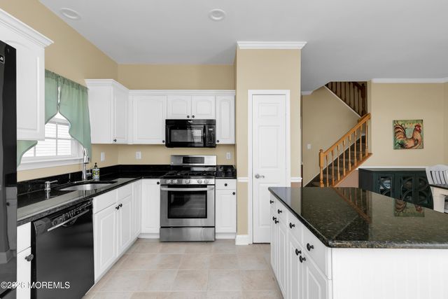 9 Bismark Street, Tinton Falls, NJ 07712