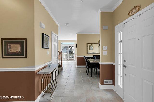 9 Bismark Street, Tinton Falls, NJ 07712