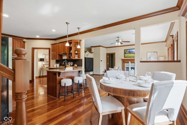 1538 E Grey Feather Trail, Greenfield, IN 46140