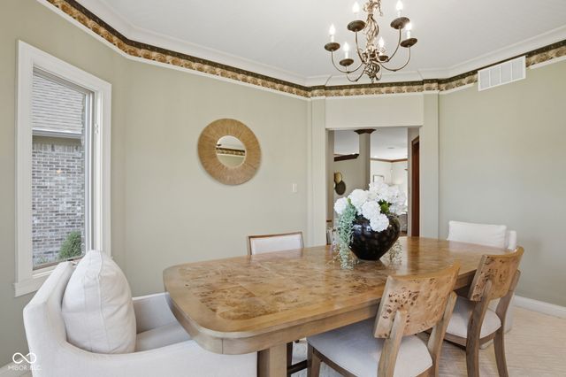 1538 E Grey Feather Trail, Greenfield, IN 46140