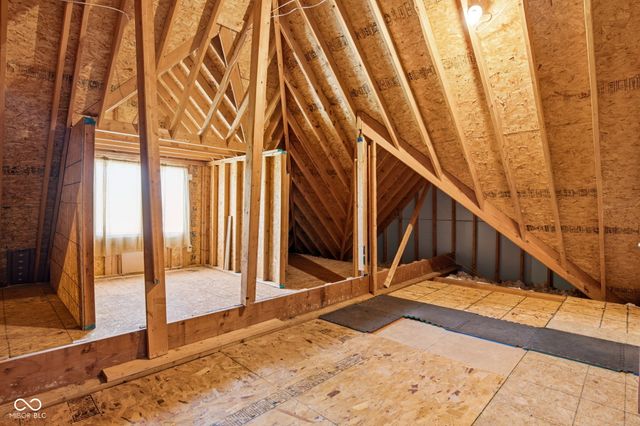 1538 E Grey Feather Trail, Greenfield, IN 46140