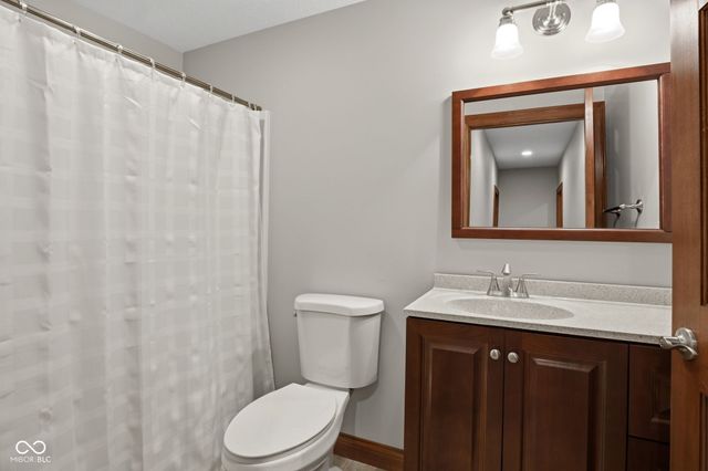 1538 E Grey Feather Trail, Greenfield, IN 46140