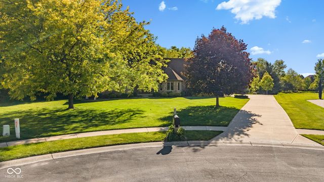 1538 E Grey Feather Trail, Greenfield, IN 46140