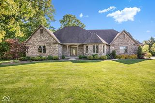 1538 E Grey Feather Trail, Greenfield, IN 46140