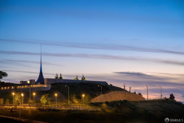 1 Bristol Court 521, San Francisco, CA 94130