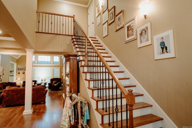 519 Scarlet Oaks Cove, Benton, AR 72019