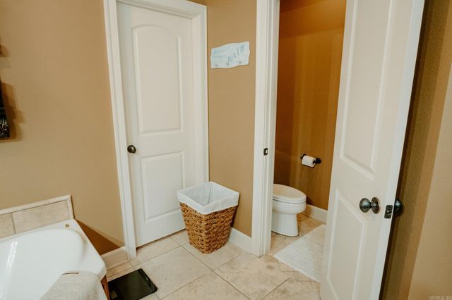 519 Scarlet Oaks Cove, Benton, AR 72019