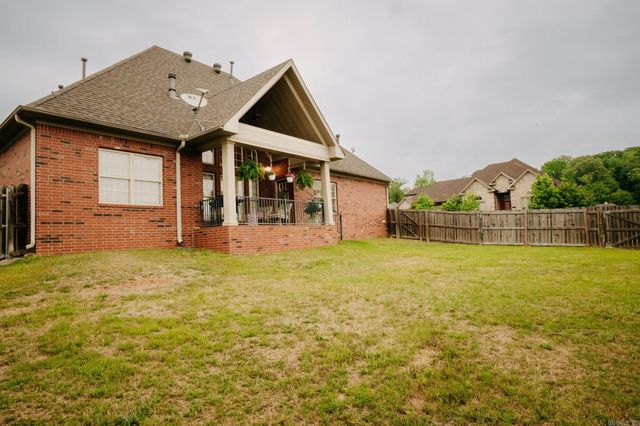 519 Scarlet Oaks Cove, Benton, AR 72019