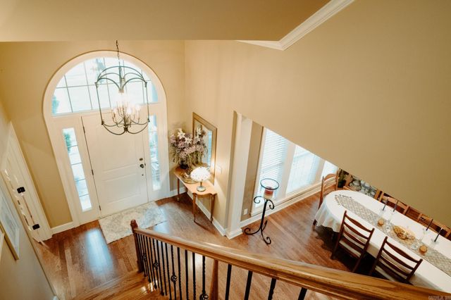 519 Scarlet Oaks Cove, Benton, AR 72019