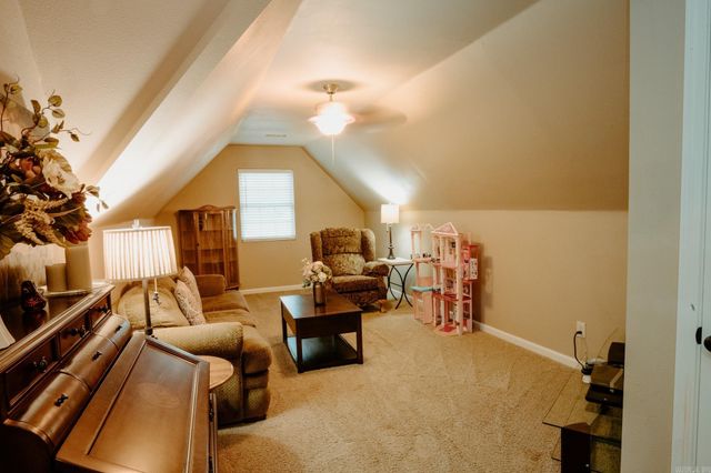 519 Scarlet Oaks Cove, Benton, AR 72019