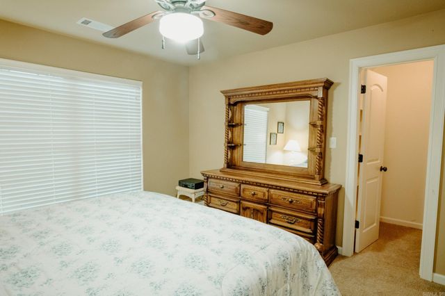 519 Scarlet Oaks Cove, Benton, AR 72019