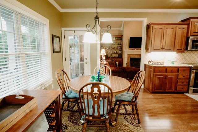 519 Scarlet Oaks Cove, Benton, AR 72019