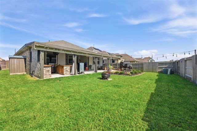 15615 Beltie Drive, Humble, TX 77346