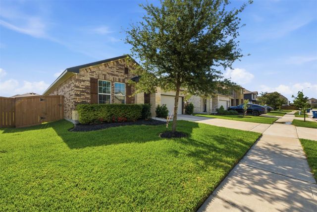 15615 Beltie Drive, Humble, TX 77346