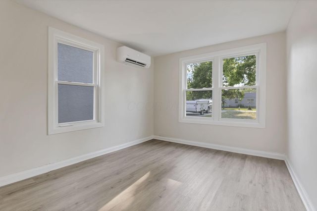 561 Erickson Avenue, Whitehall, OH 43213