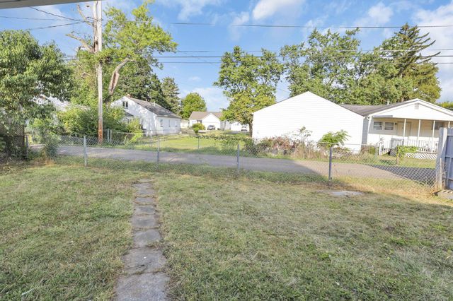 561 Erickson Avenue, Whitehall, OH 43213