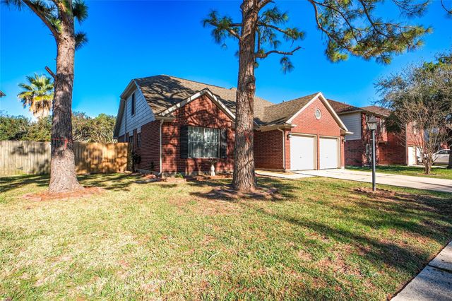 723 N Vista Drive, Houston, TX 77073