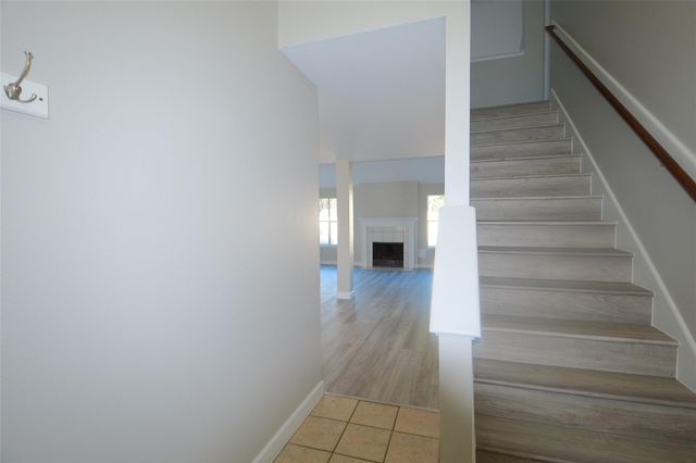 723 N Vista Drive, Houston, TX 77073