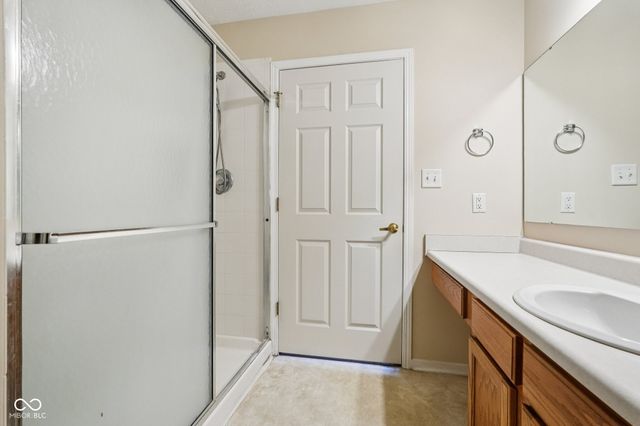 7347 Chapel Villas Lane UNIT B, Indianapolis, IN 46214