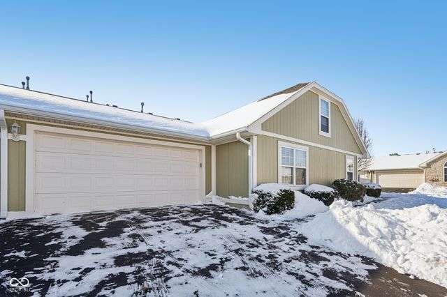 7347 Chapel Villas Lane UNIT B, Indianapolis, IN 46214