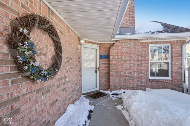 7347 Chapel Villas Lane UNIT B, Indianapolis, IN 46214