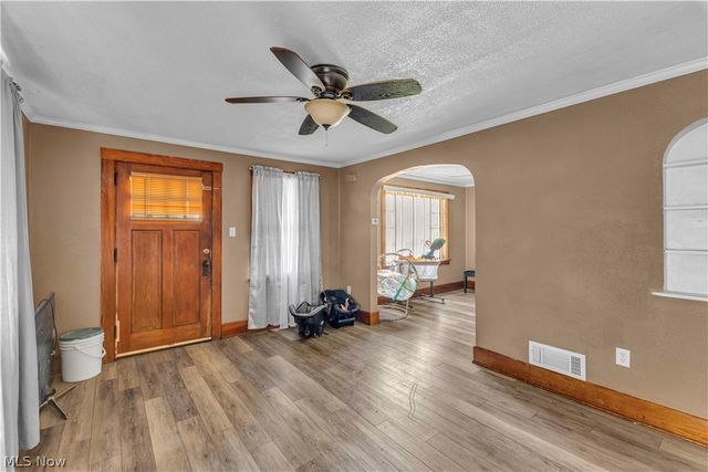 422 5th Street, Struthers, OH 44471