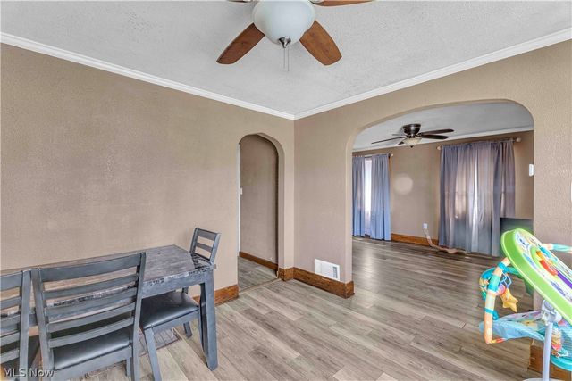 422 5th Street, Struthers, OH 44471