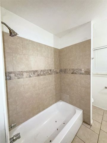 1307 Dwinnell Street, Baytown, TX 77520