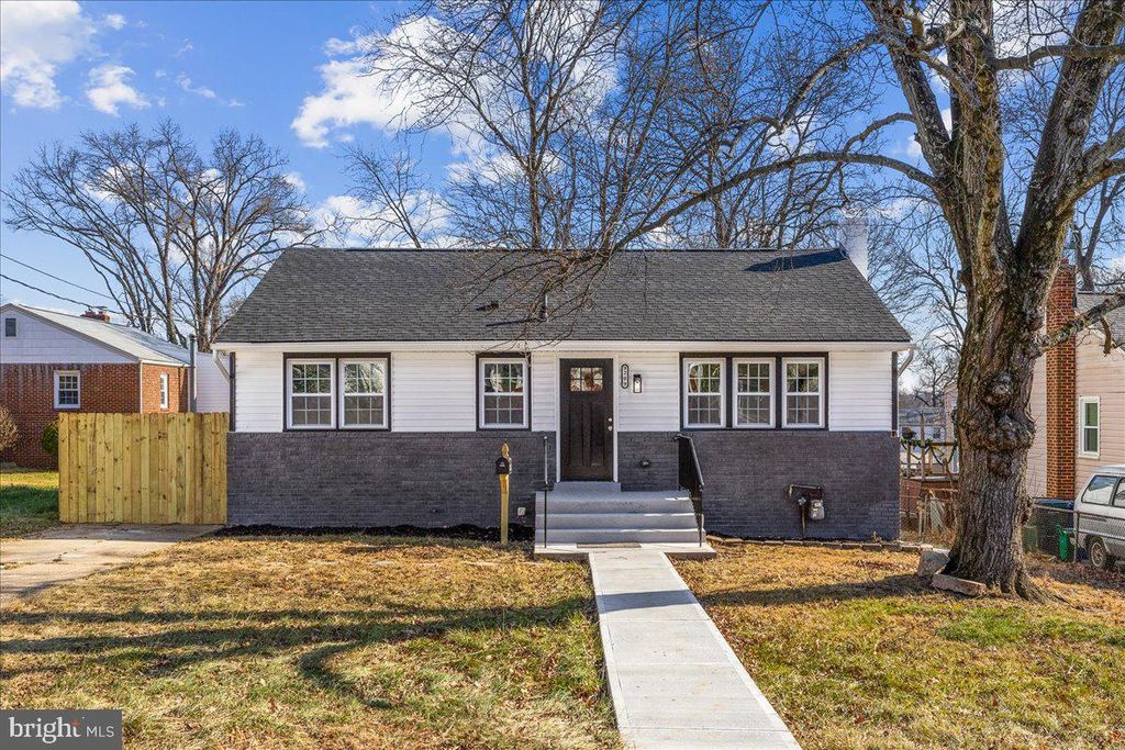 9209 48TH PL, College Park, MD 20740