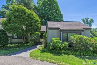912 Heritage Village B, Southbury, CT 06488